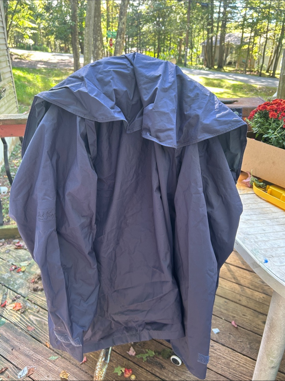 Men's Navy Hooded Rain Jacket - Unbranded